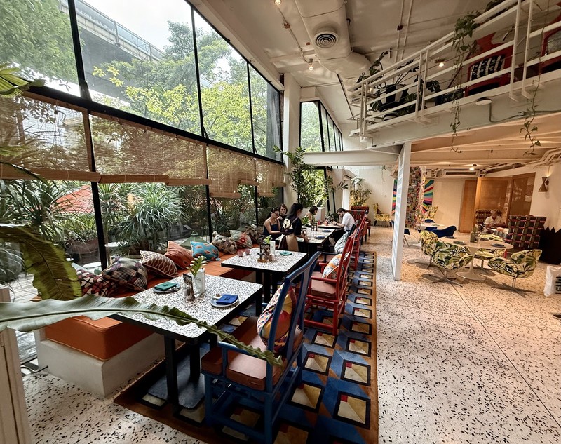 Chim Chim Bangkok Restaurant & All-day Café: photo 4