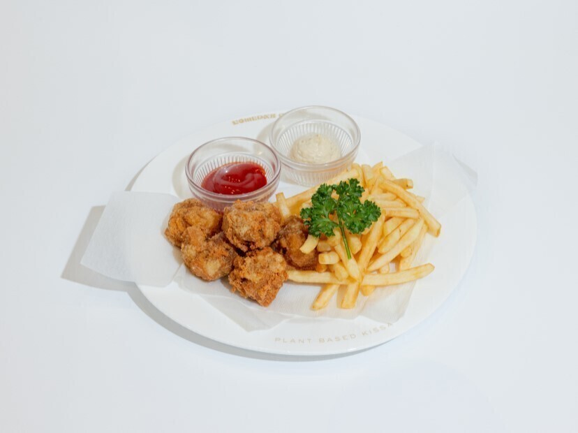 KOMEDA is ☐ higashiginza: food & drinks