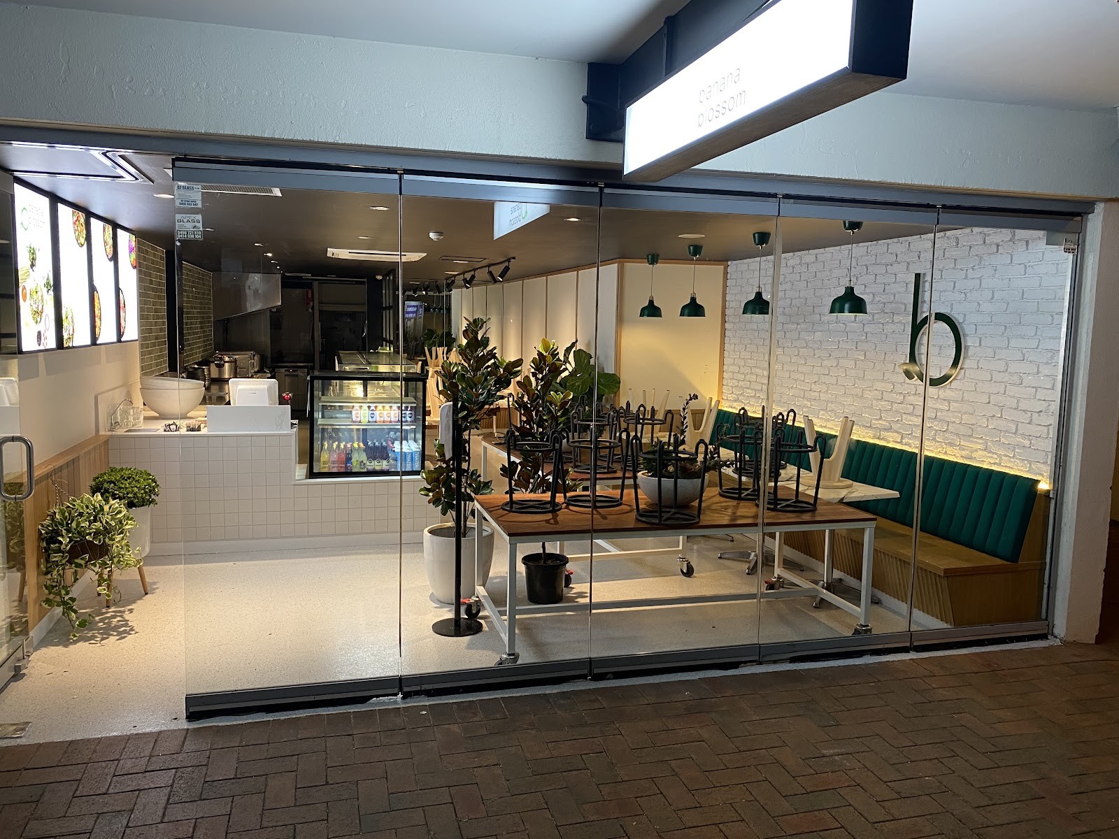 Banana Blossom Asian Salads: the place