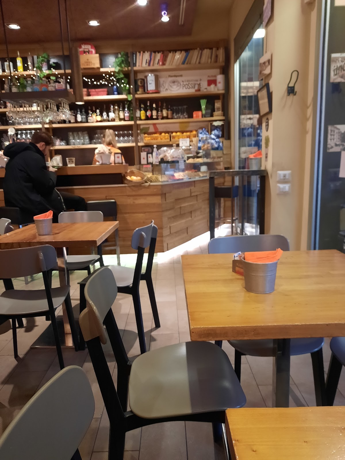 Fiordiponti Bakery & Cafè: the place