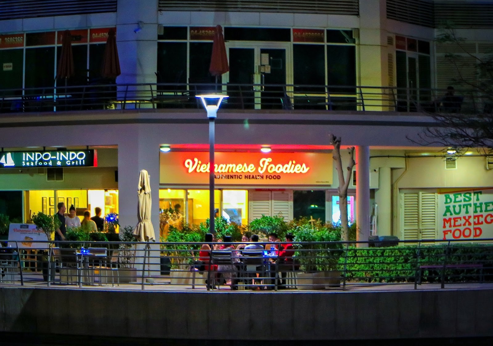 Vietnamese Foodies: the place