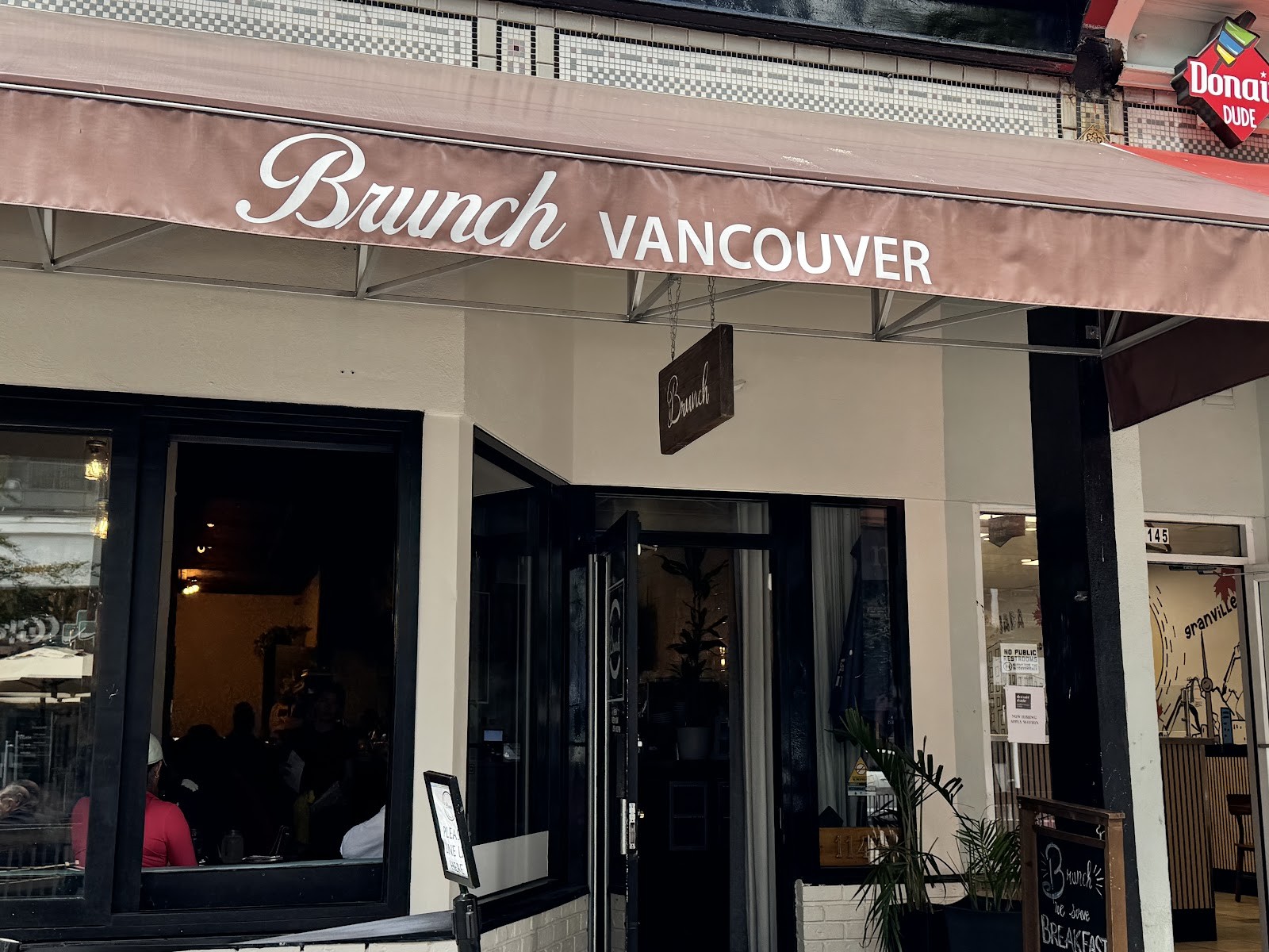 Brunch Vancouver | Breakfast & Brunch Restaurant: the place