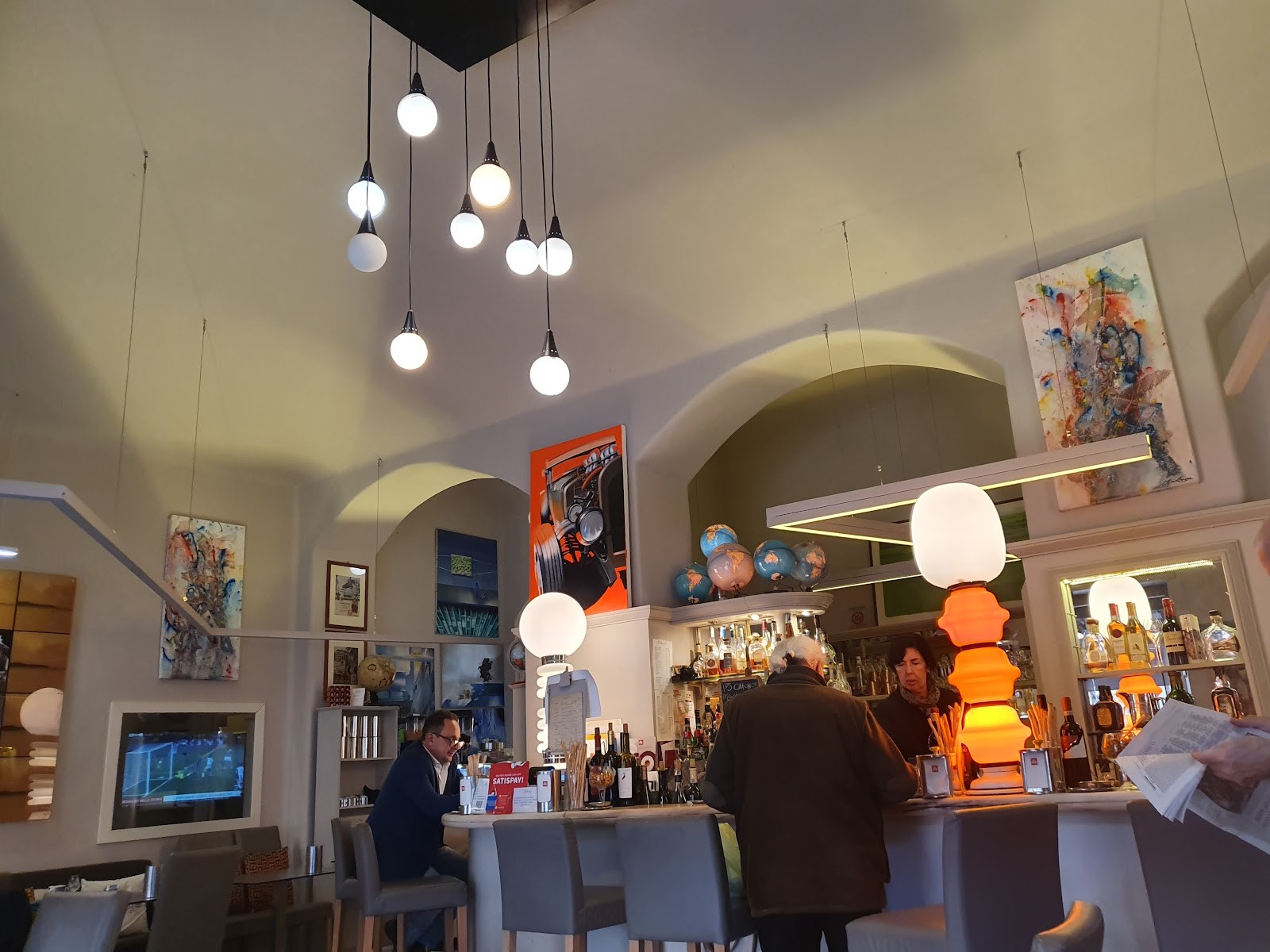 Ballantines': the place