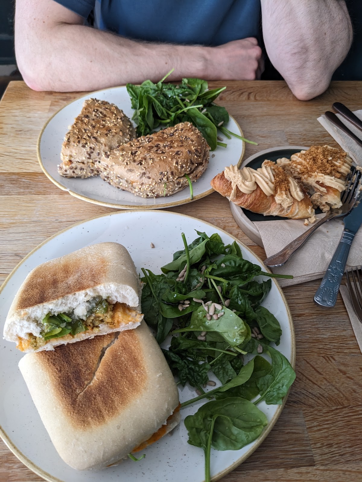 Chapter One Coffee Shop: food & drinks