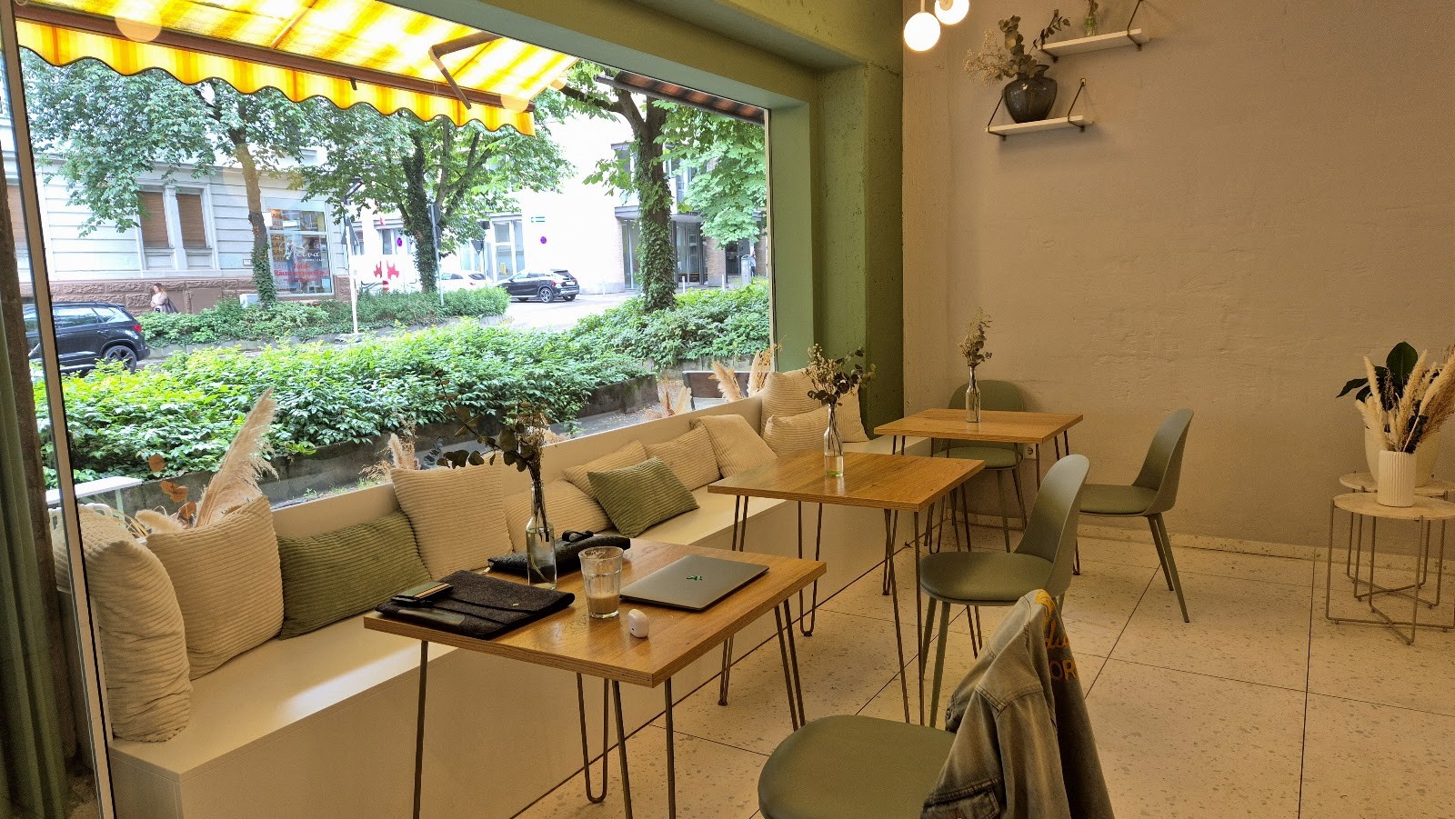 Carlo: the place