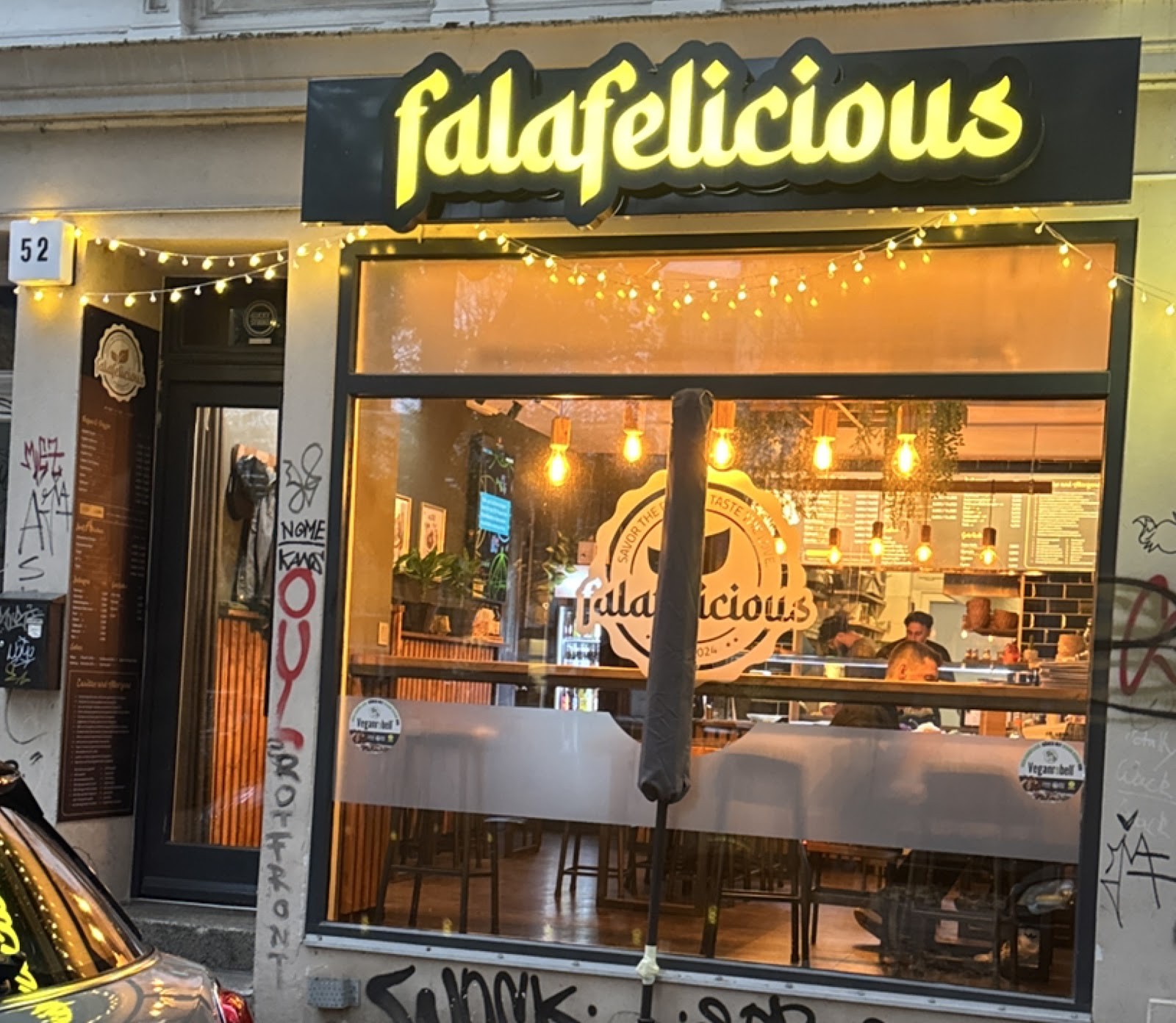 Falafelicious: the place