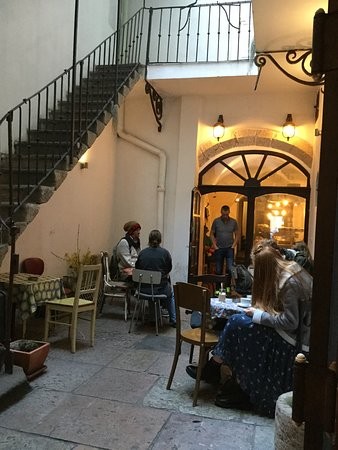 ROESEL - beer & food: the place
