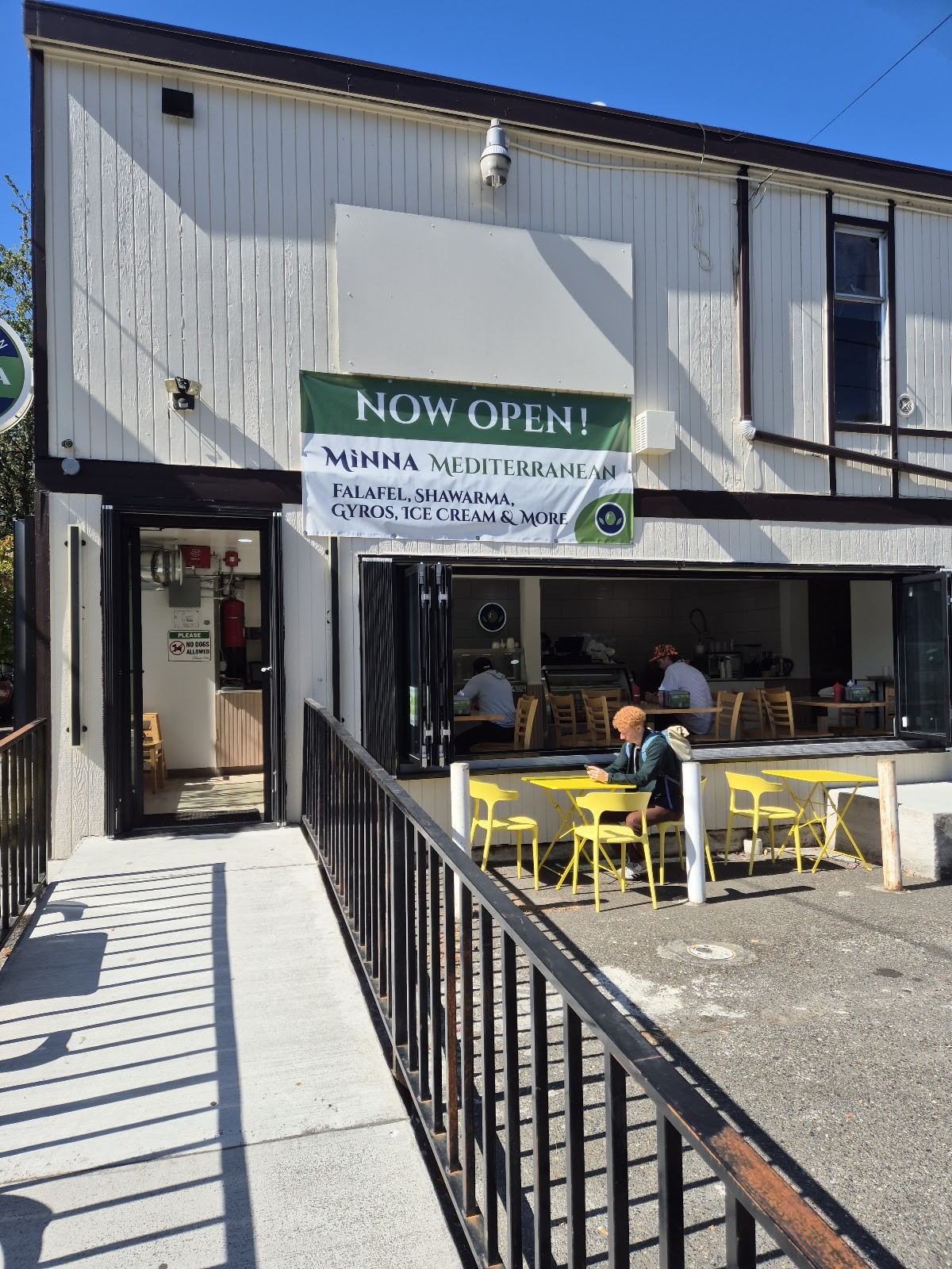 Minna Mediterranean Restaurant: the place
