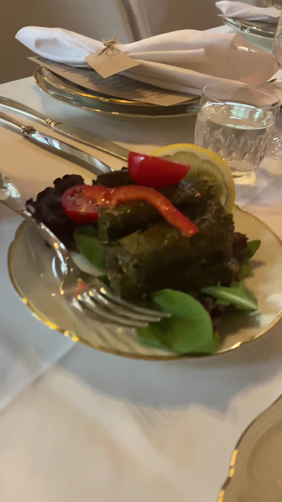 Elli's Falafel: food & drinks