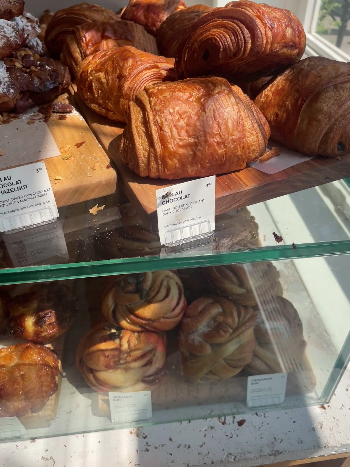 SAINT-JEAN Bakery: food & drinks
