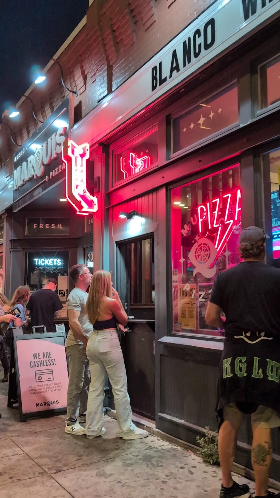 Marquis Pizza: the place