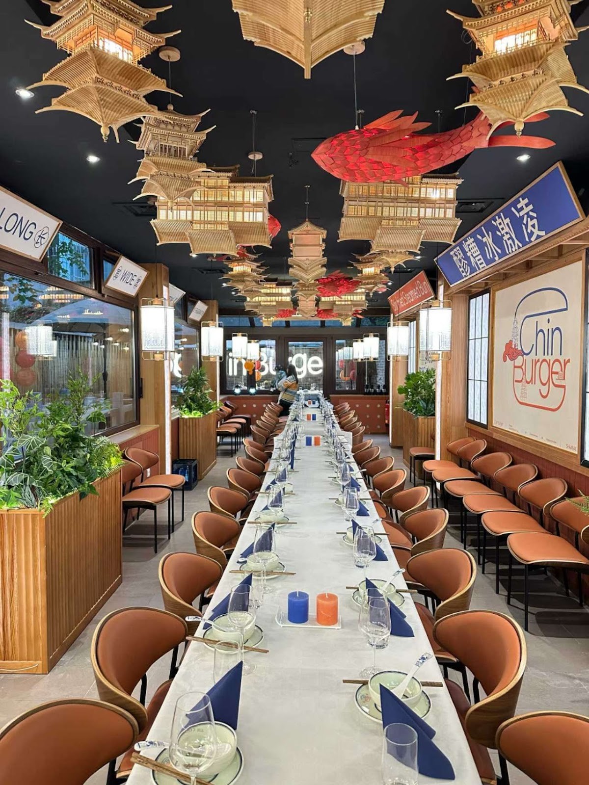 Chin Burger 秦堡: the place