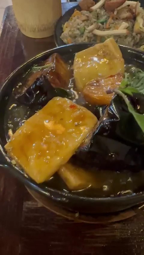 Vina Vegan Restaurant: food & drinks