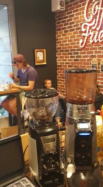 Coffee & Friends: the place