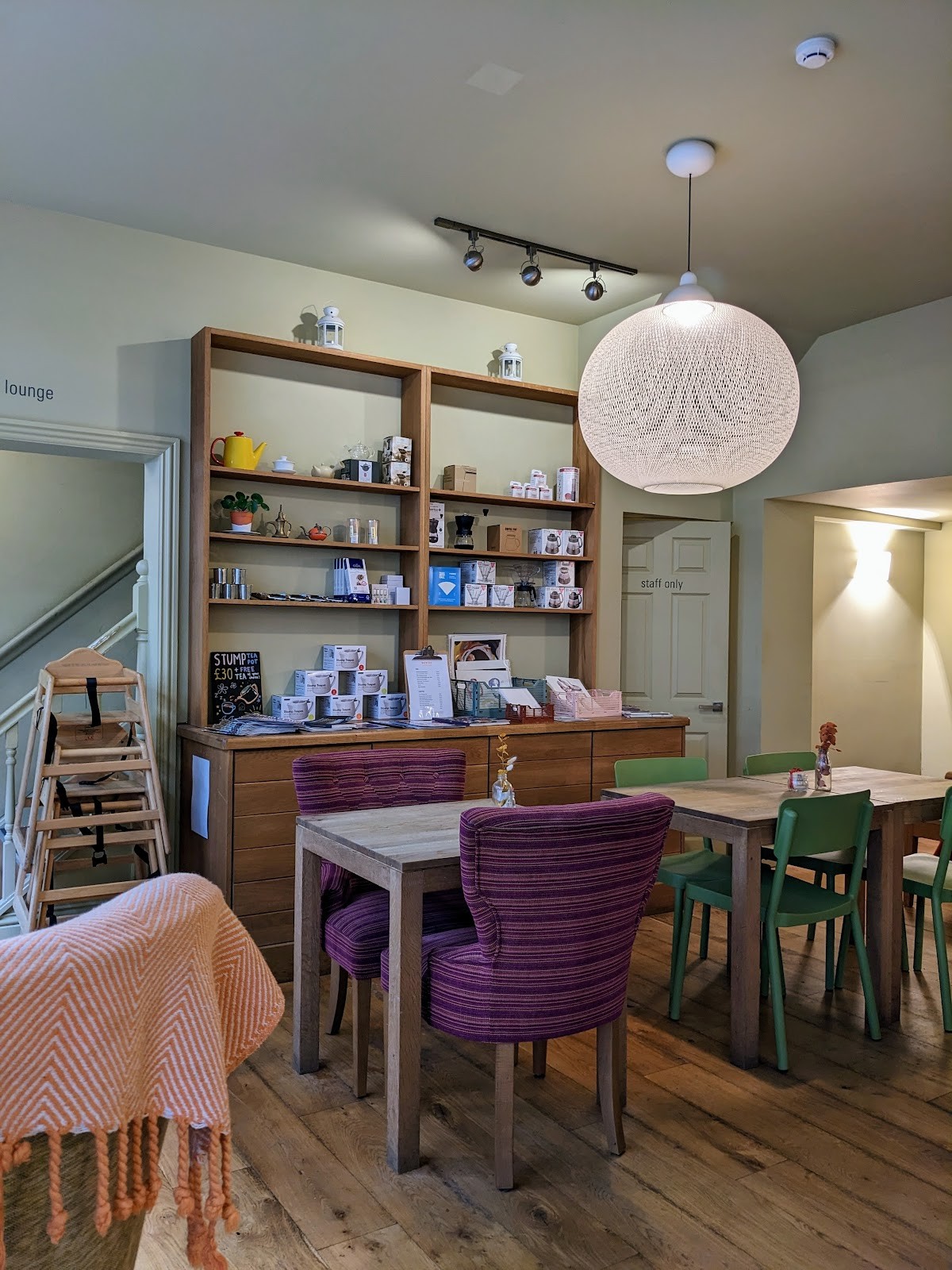 Waterloo Gardens Teahouse: the place