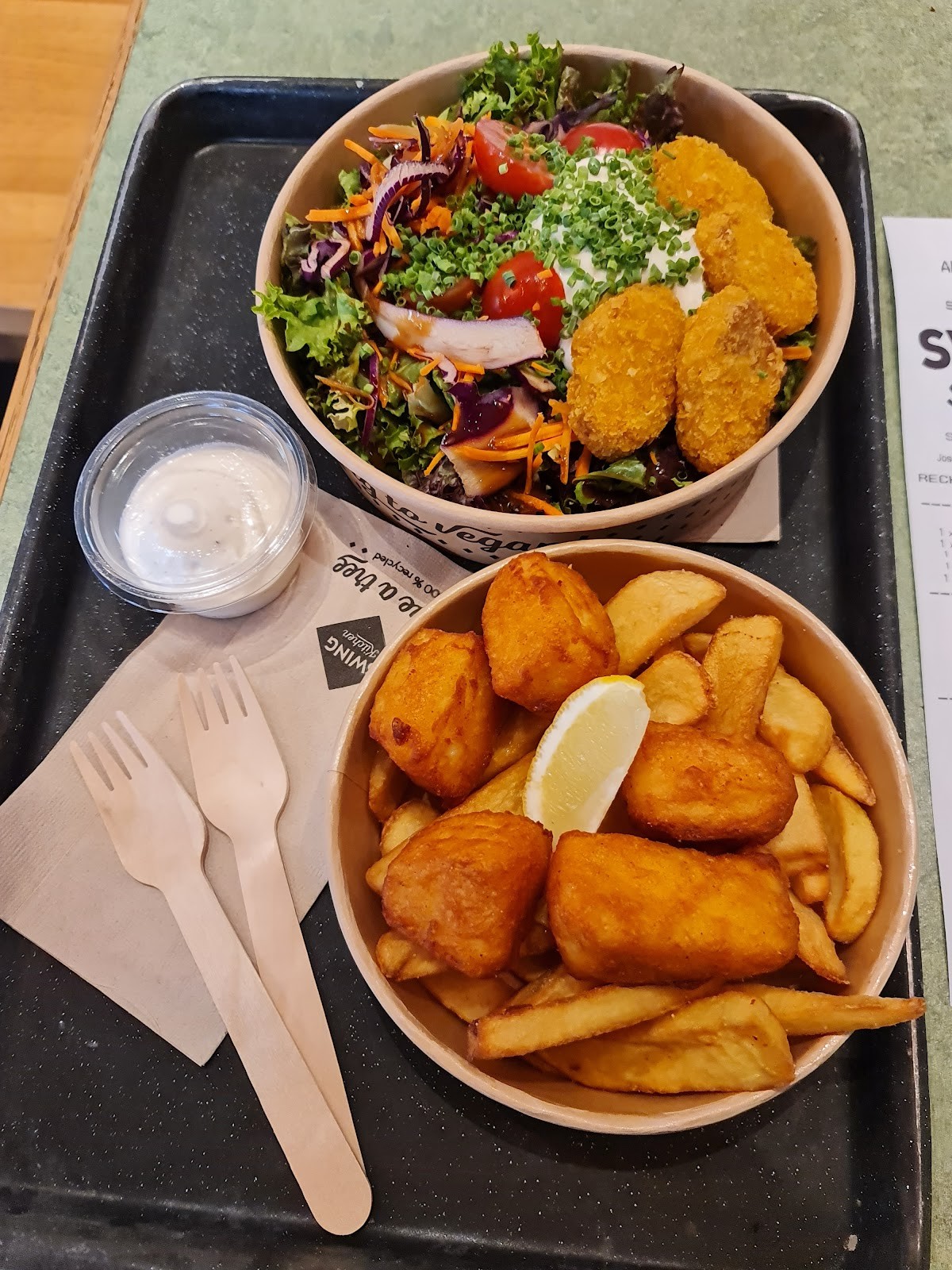 Swing Kitchen: food & drinks