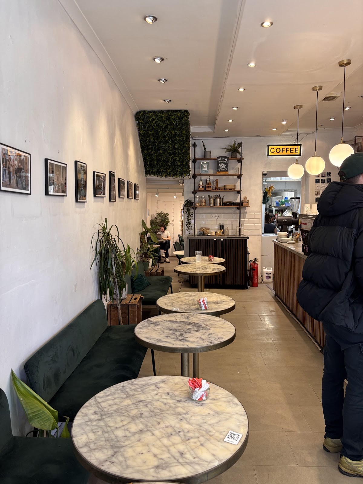Holy Shot Coffee: the place