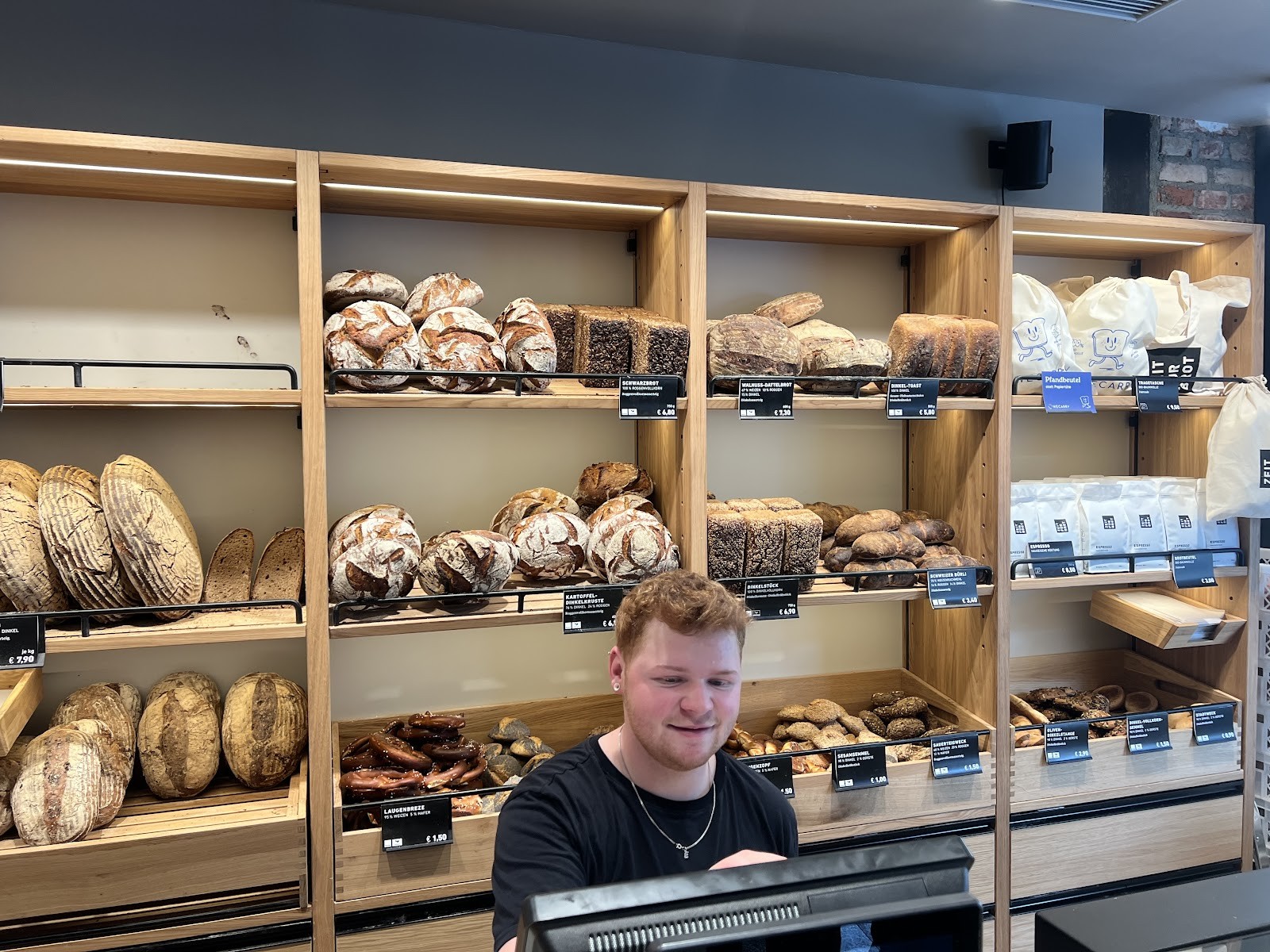 ZEIT FÜR BROT: the place