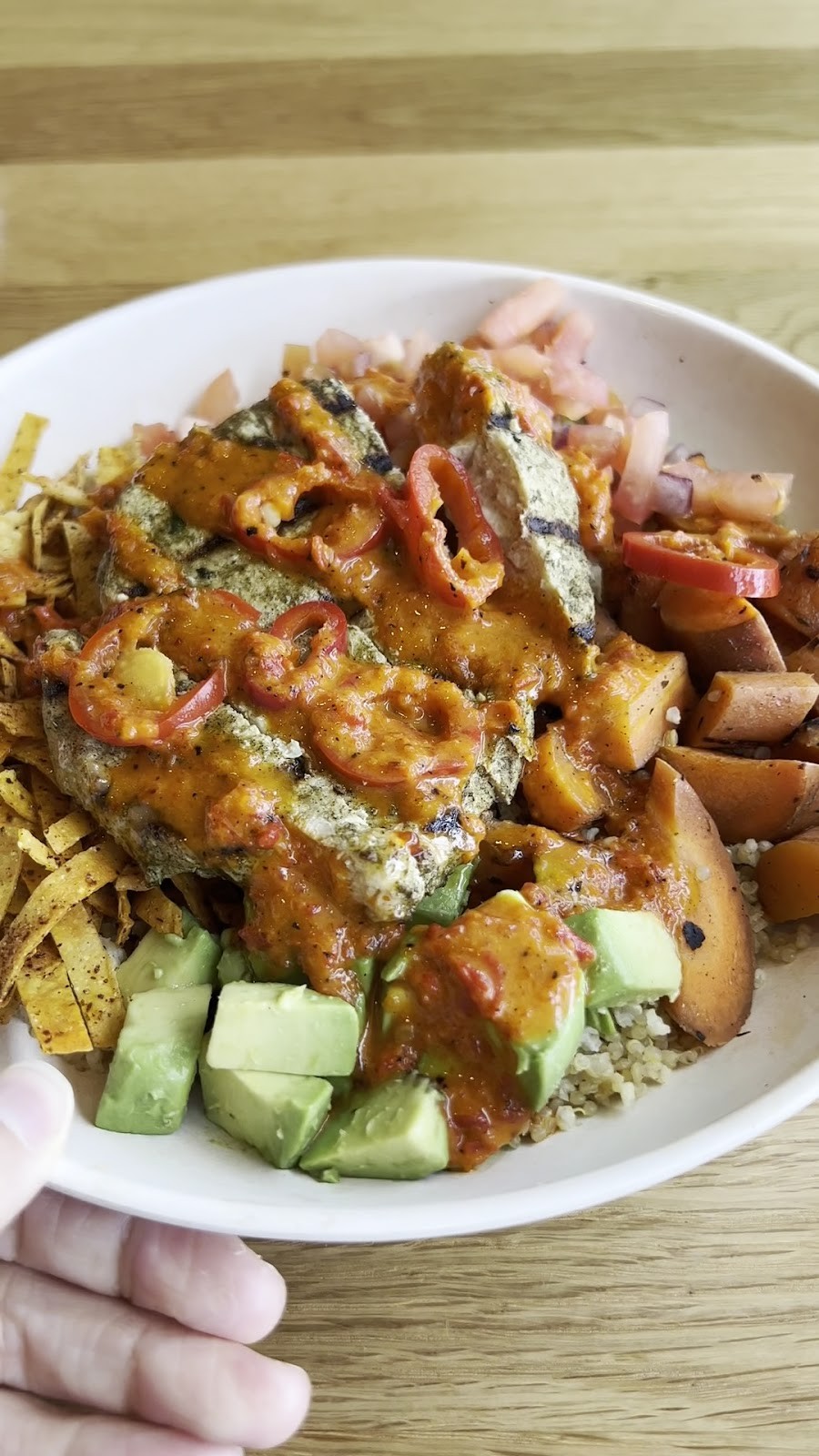 Next Level Veggie Grill: food & drinks