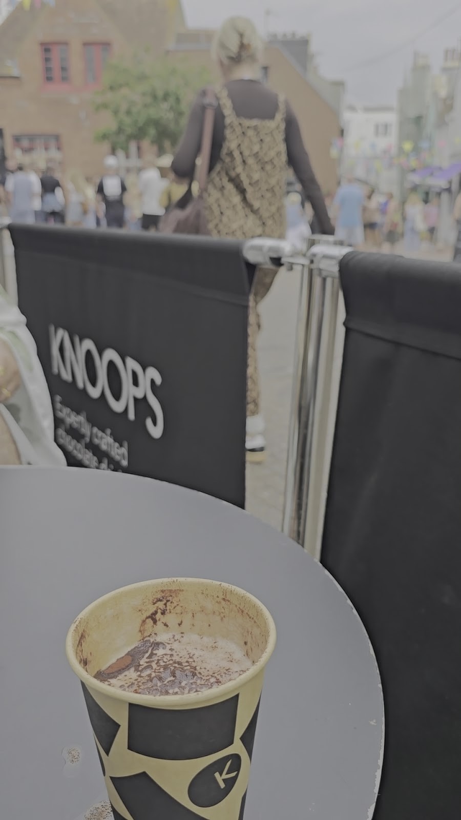 Knoops: the place