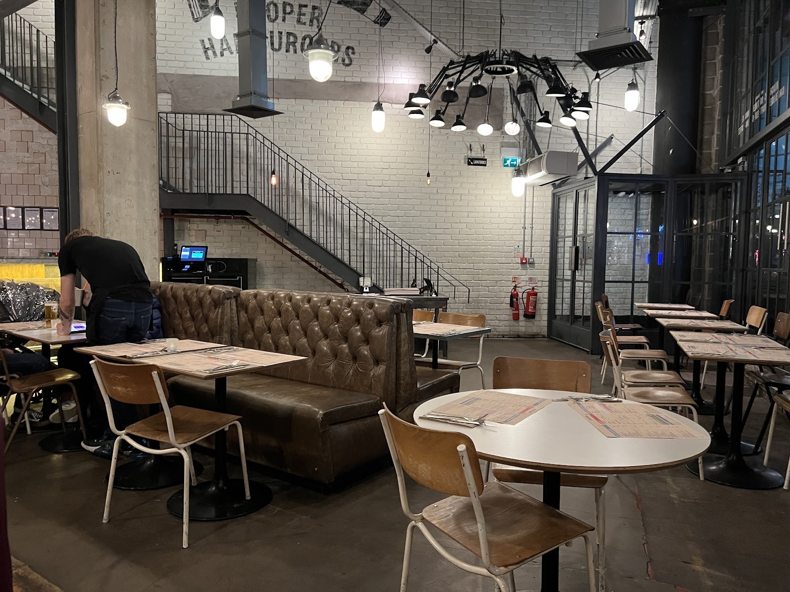 Byron - Liverpool: the place