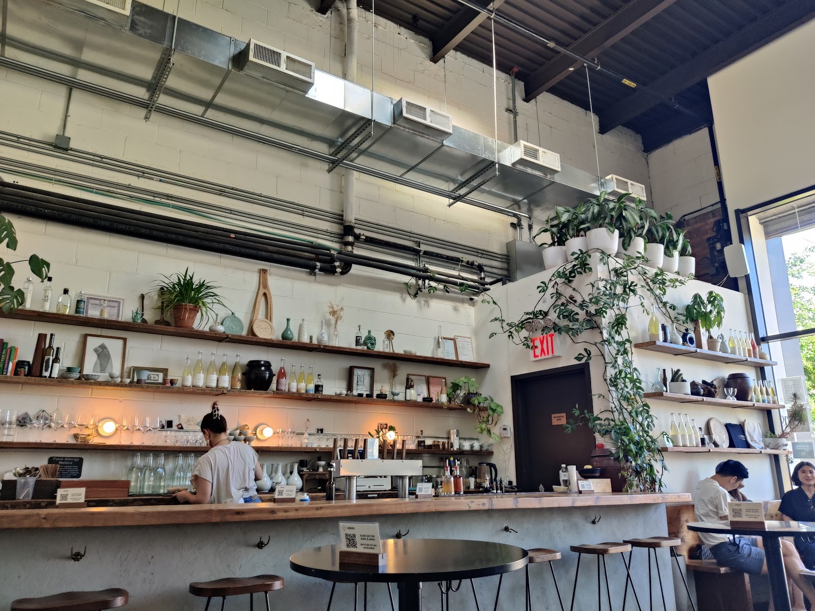 Hana Makgeolli Brewery & Tasting Room: the place