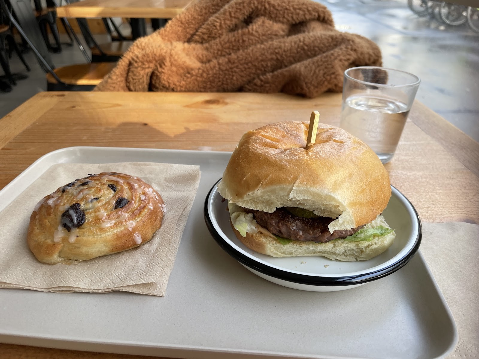 Season Square: food & drinks