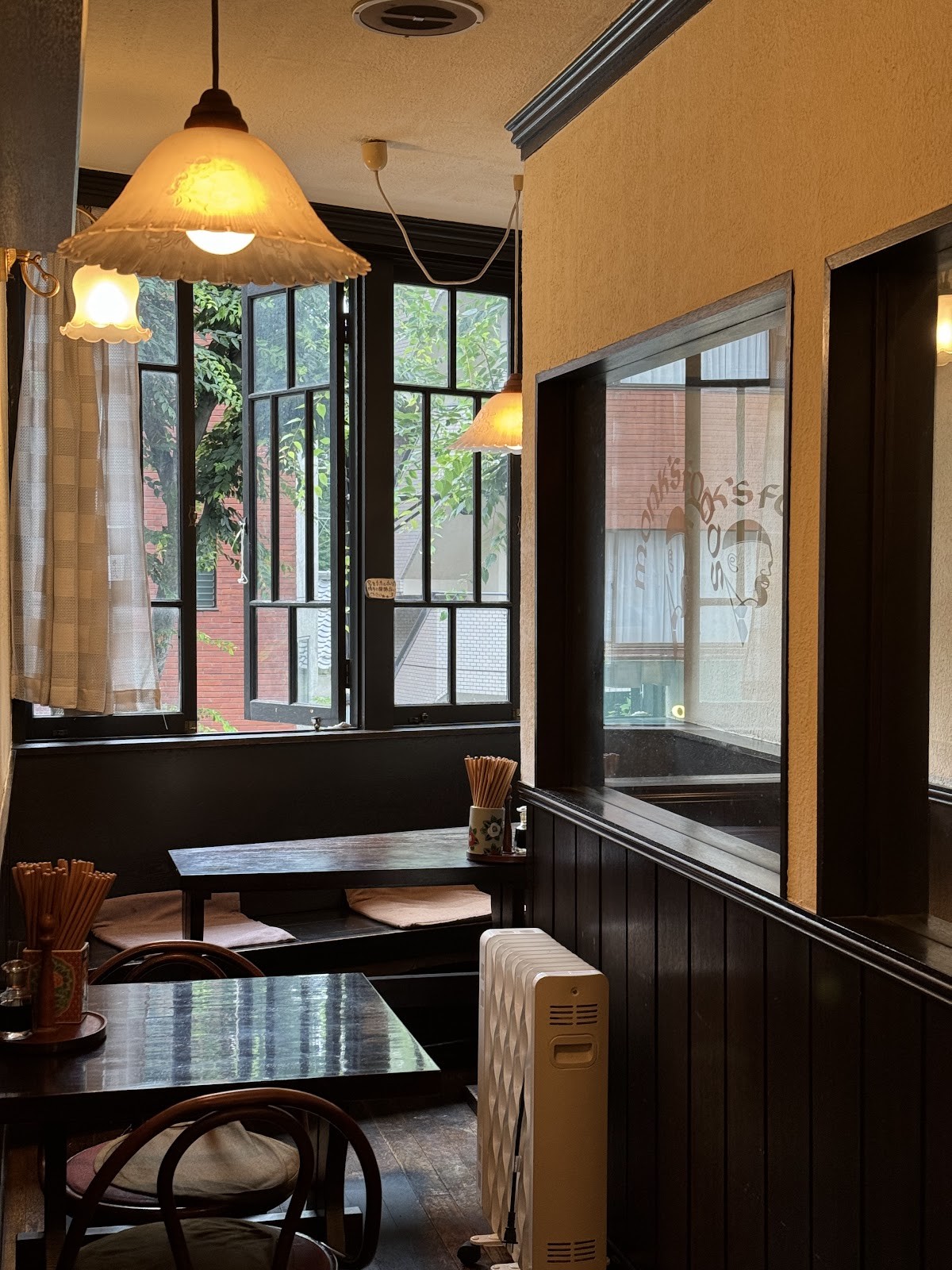 Monks Foods: the place