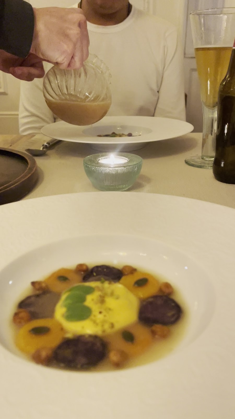 Em Carne Viva: food & drinks