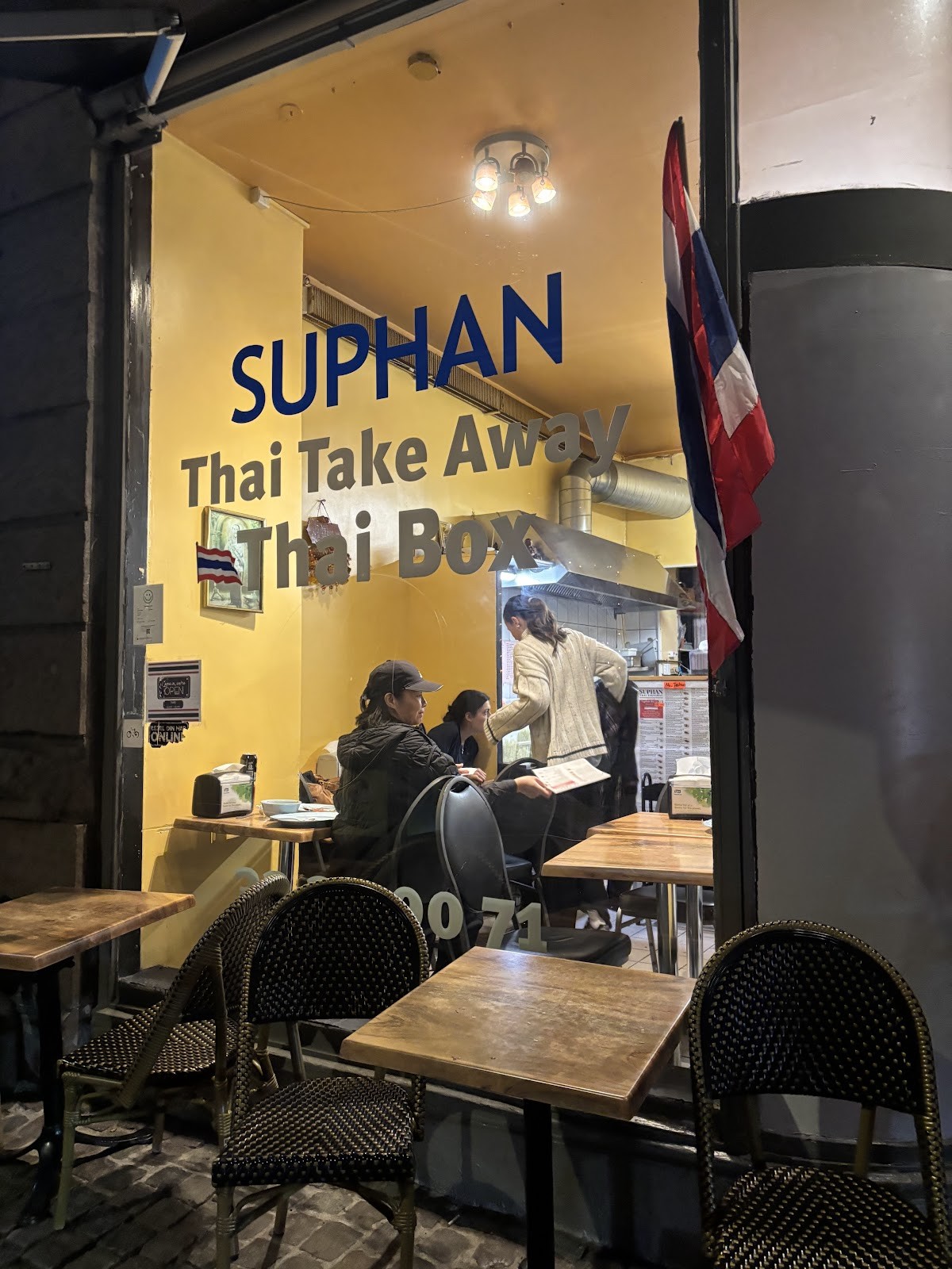 Suphan Thai Takeaway: the place