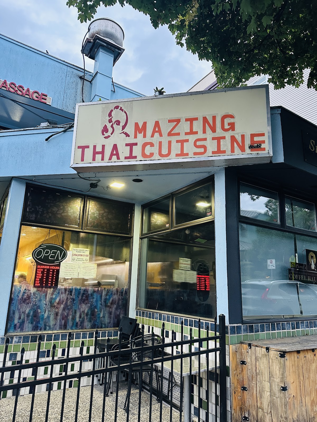Amazing Thai Cuisine: the place
