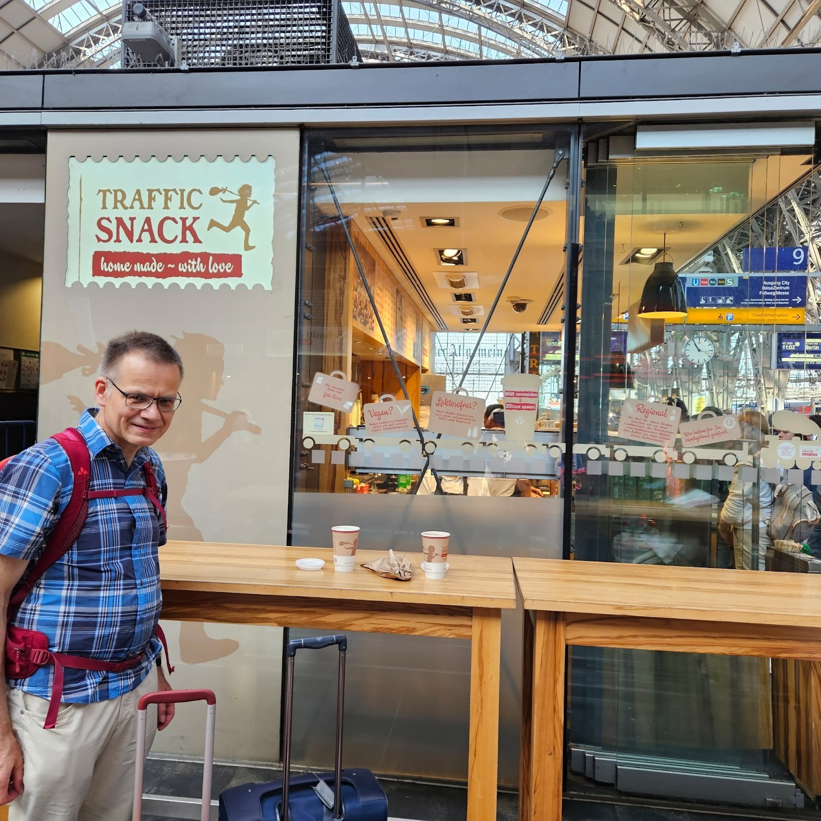 Traffic Snack - Hauptbahnhof: the place