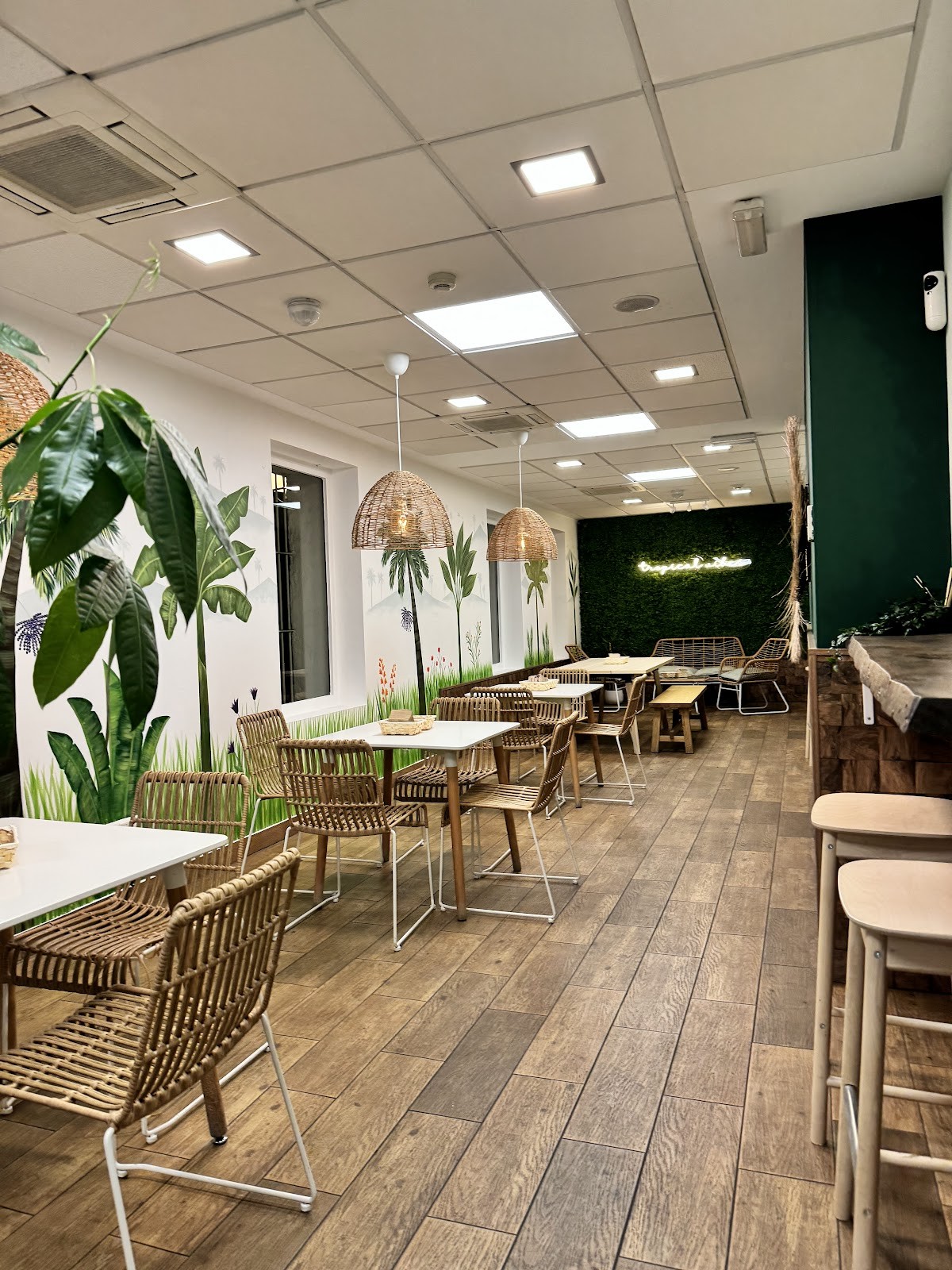 AMAZONIA ACAI ATOCHA: the place