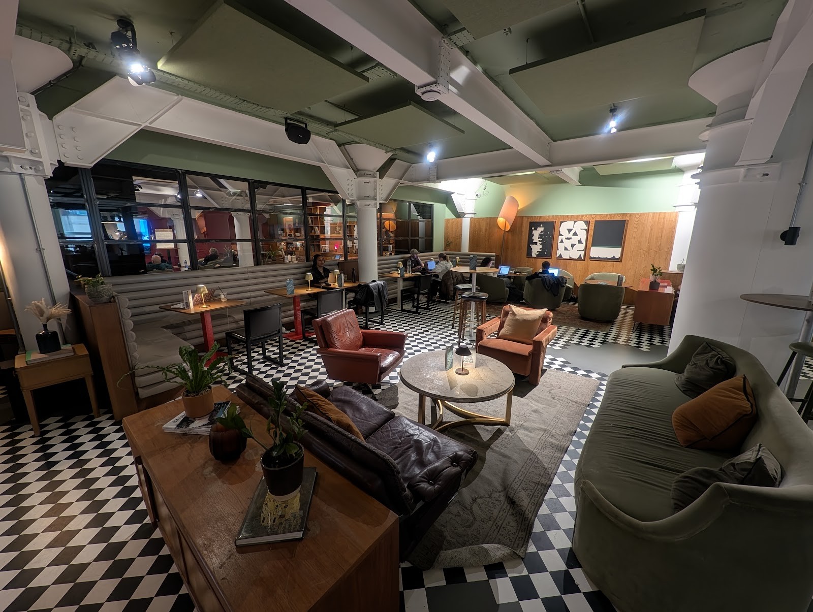 Side Street: the place