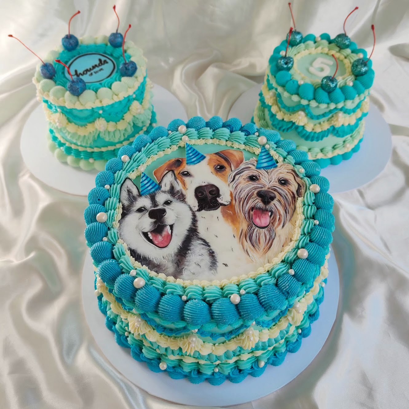 Heart of Cake: food & drinks