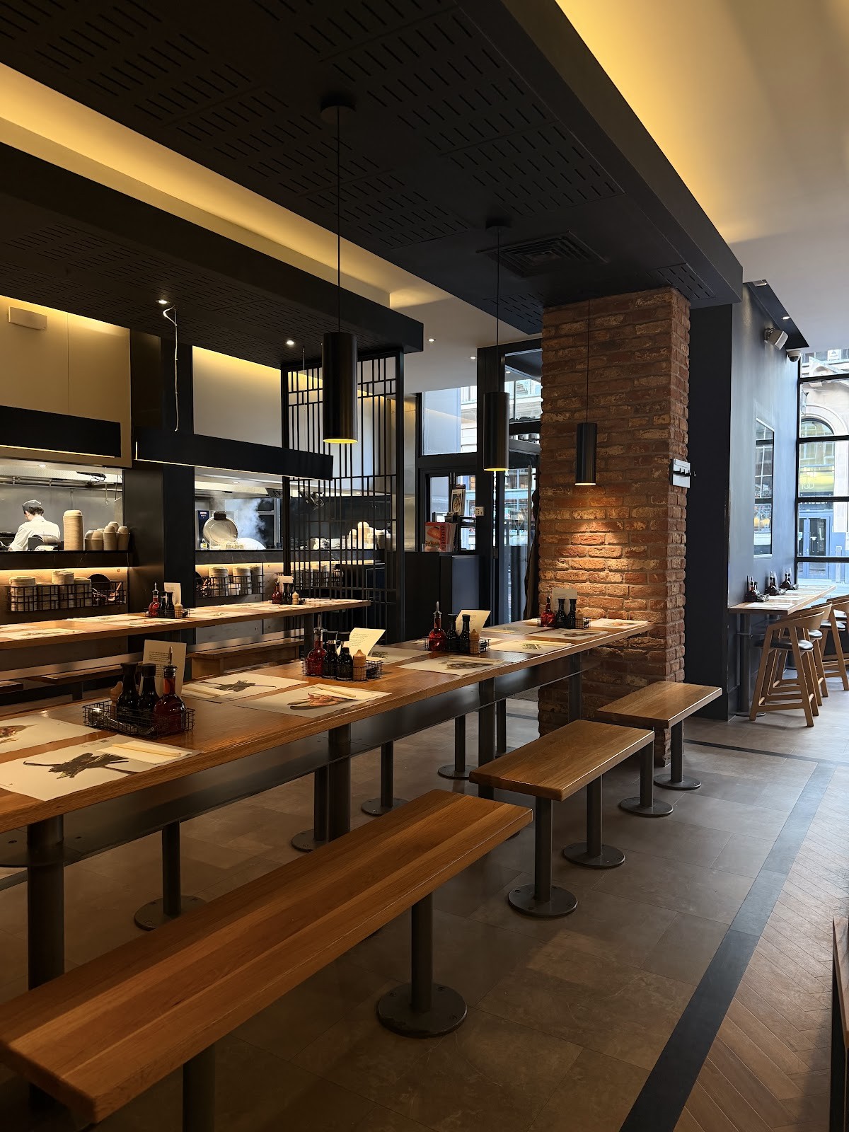 wagamama glasgow city centre: the place