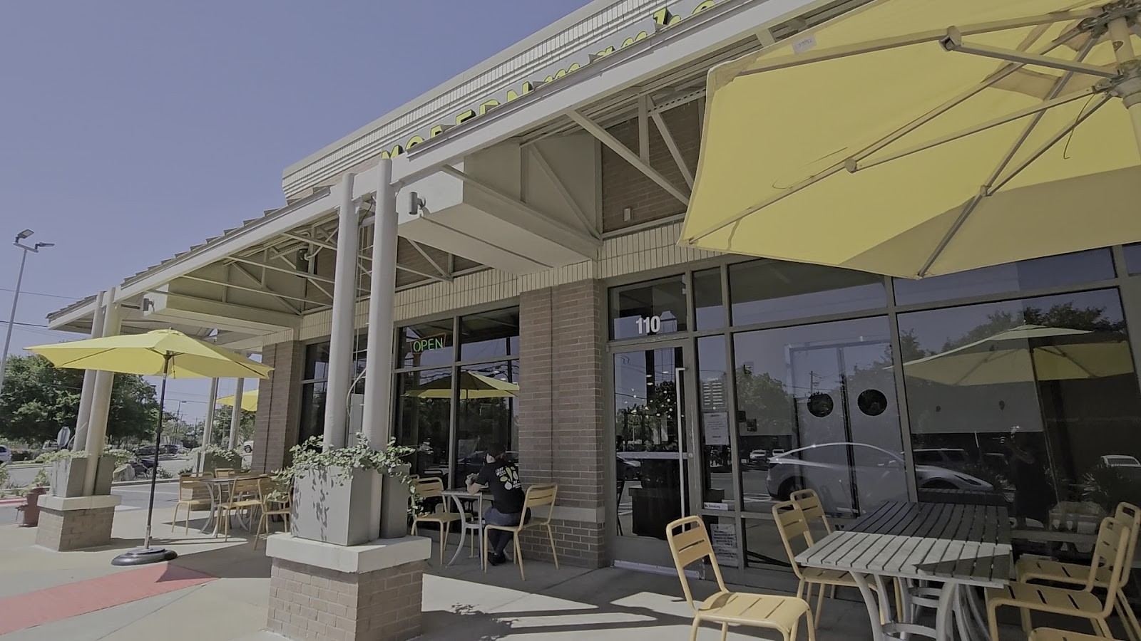 Modern Market Eatery - Arboretum: the place