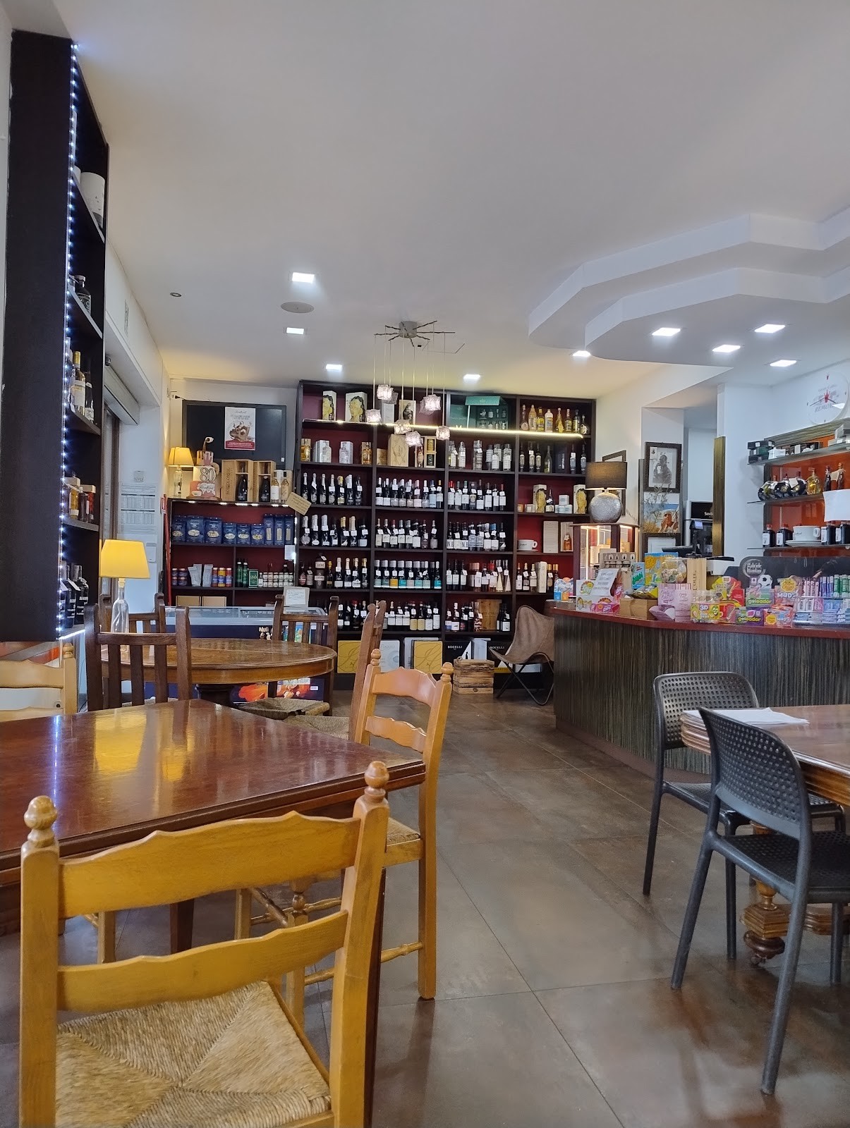 Bar Remondi: the place