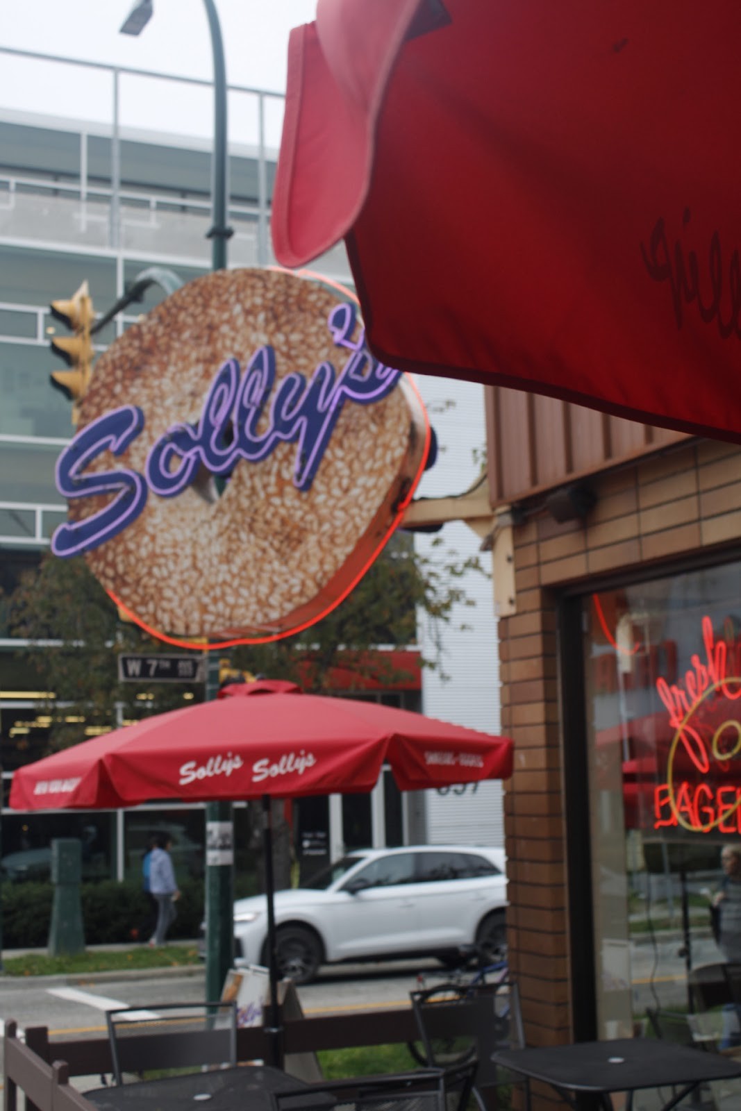 Solly's Bagelry: the place