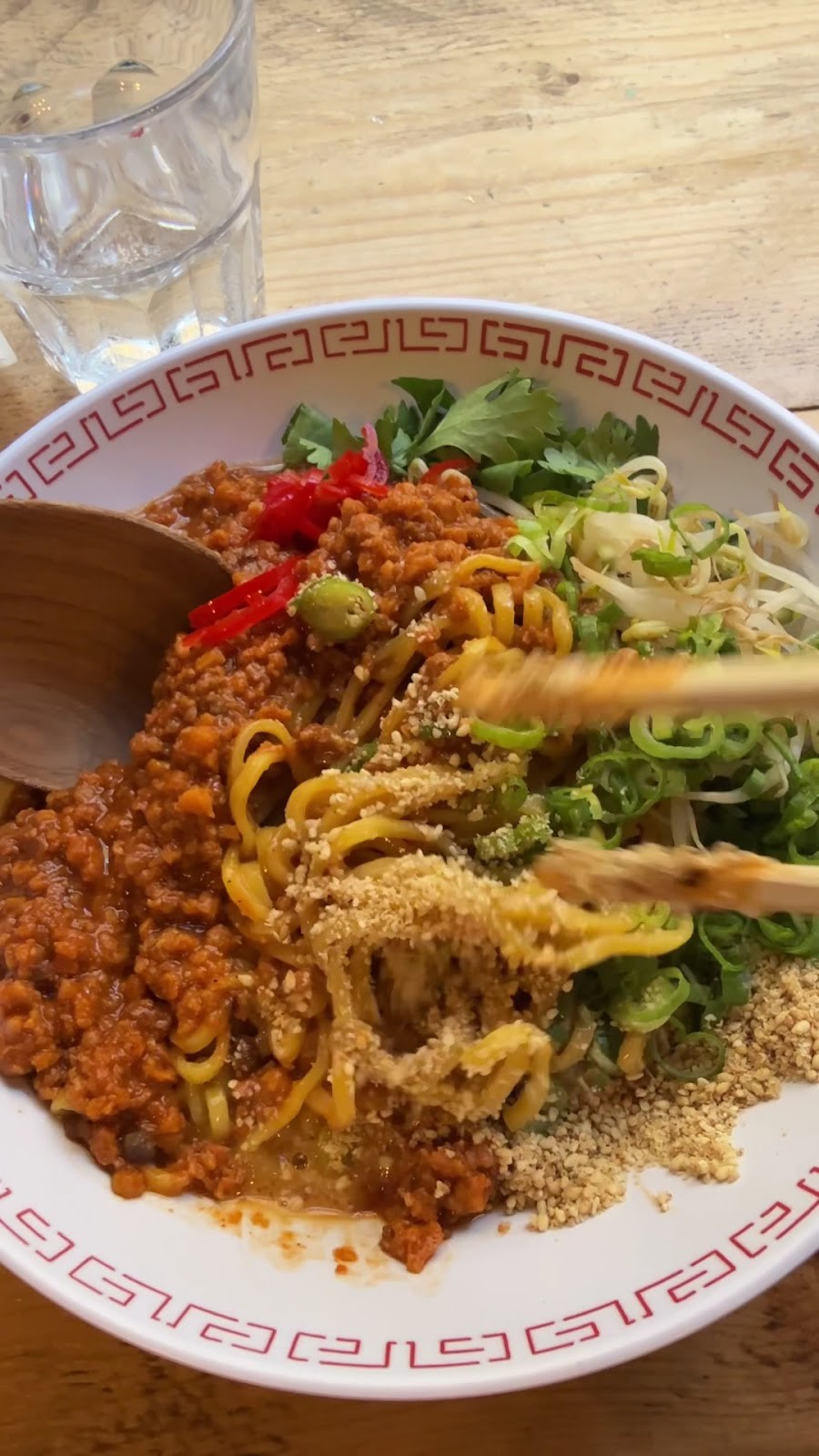 Luckyman Kitchen: food & drinks
