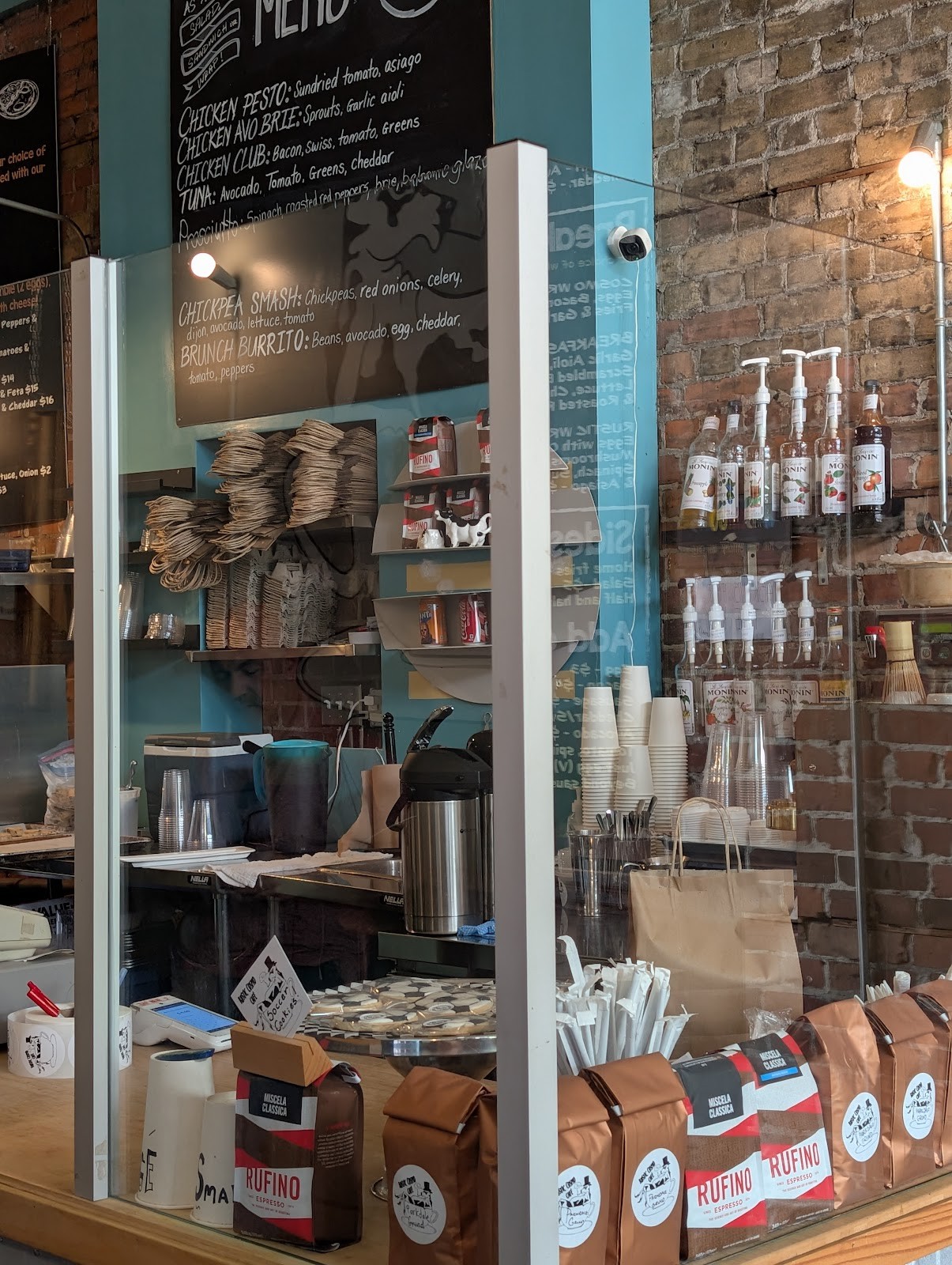 Rustic Cosmo Cafe: the place