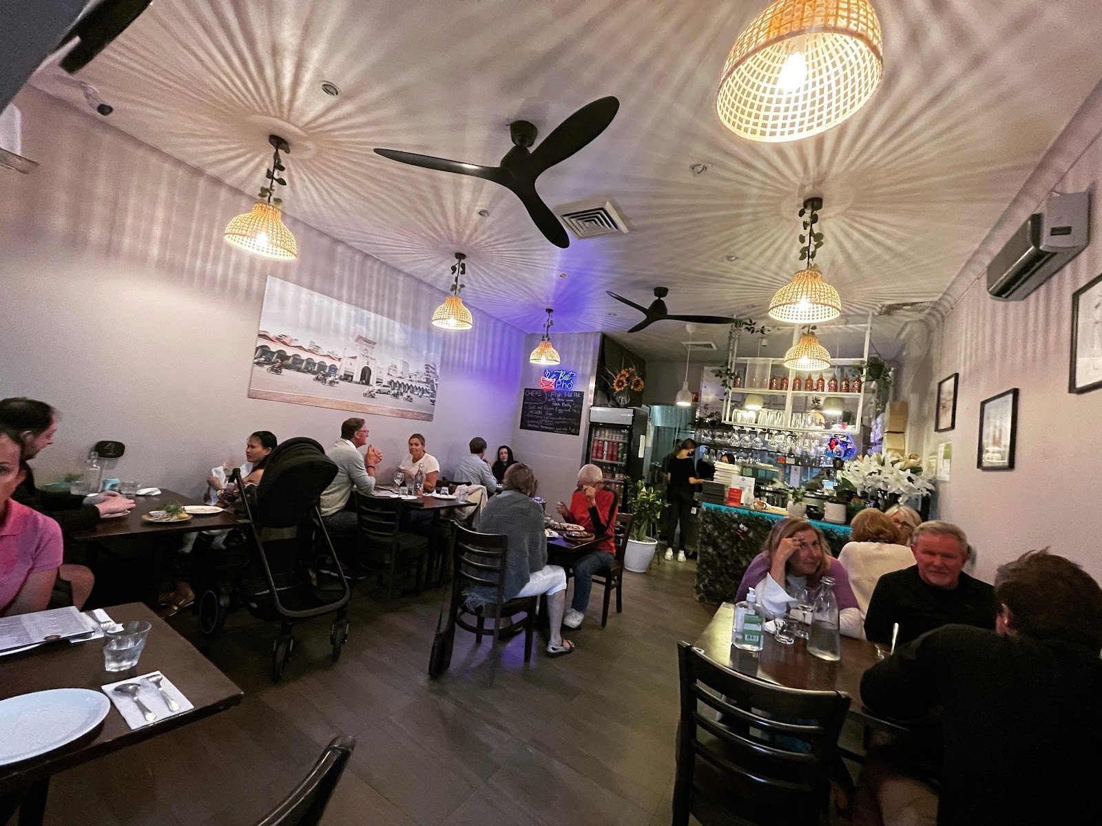 Saigon City Newport: the place