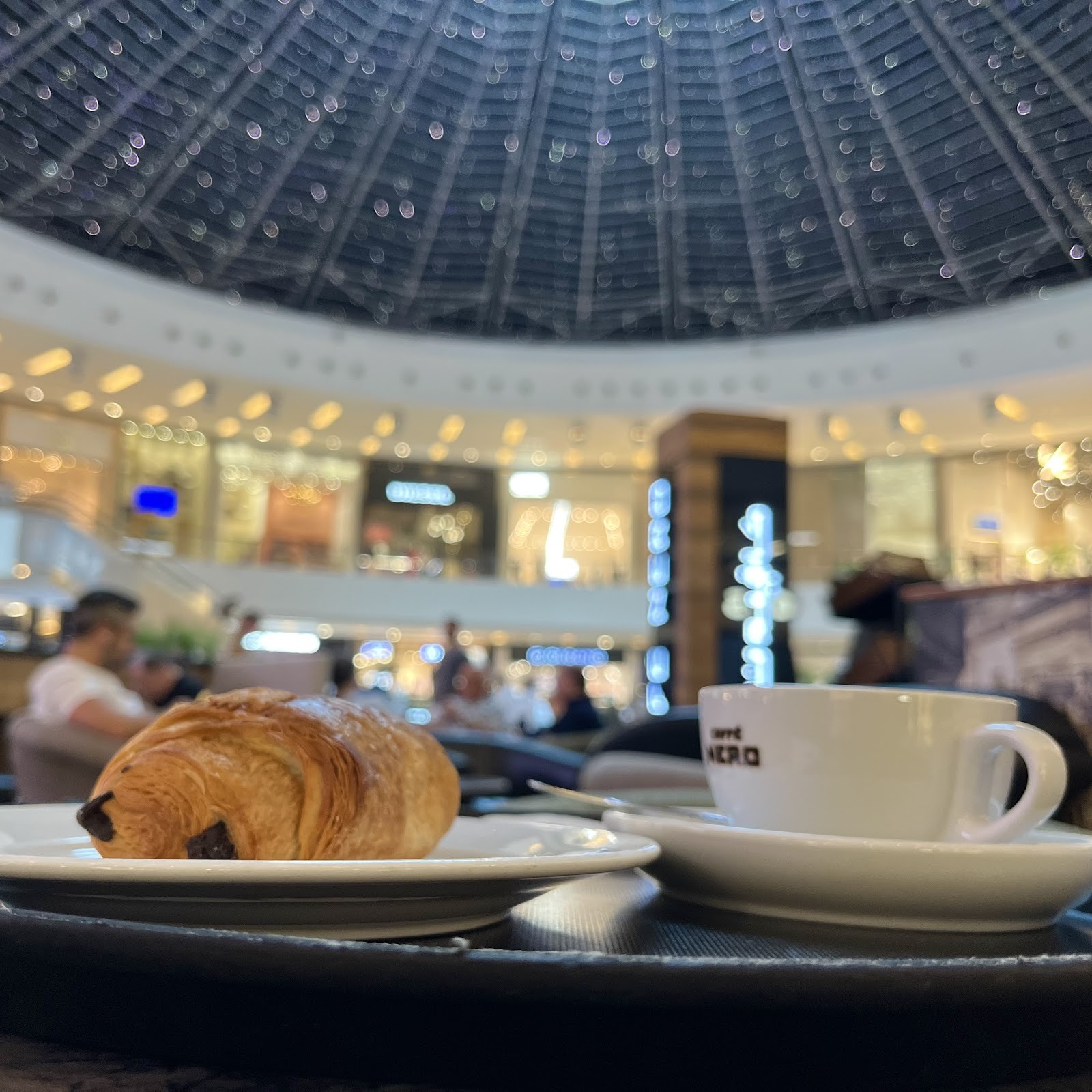 Caffè Nero: the place