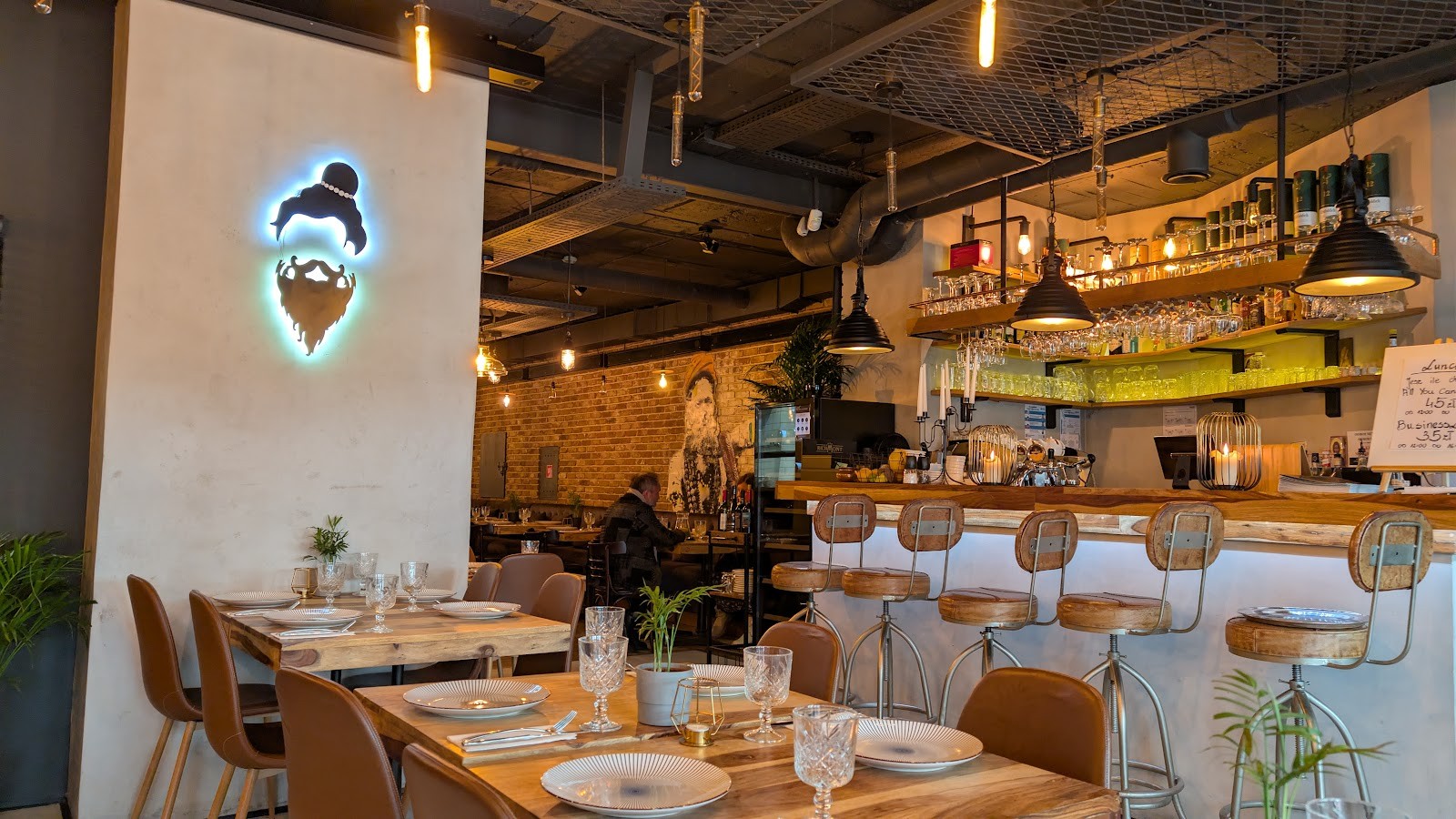 Guru Restauracja i Bar - Kuchnia Indyjska: the place