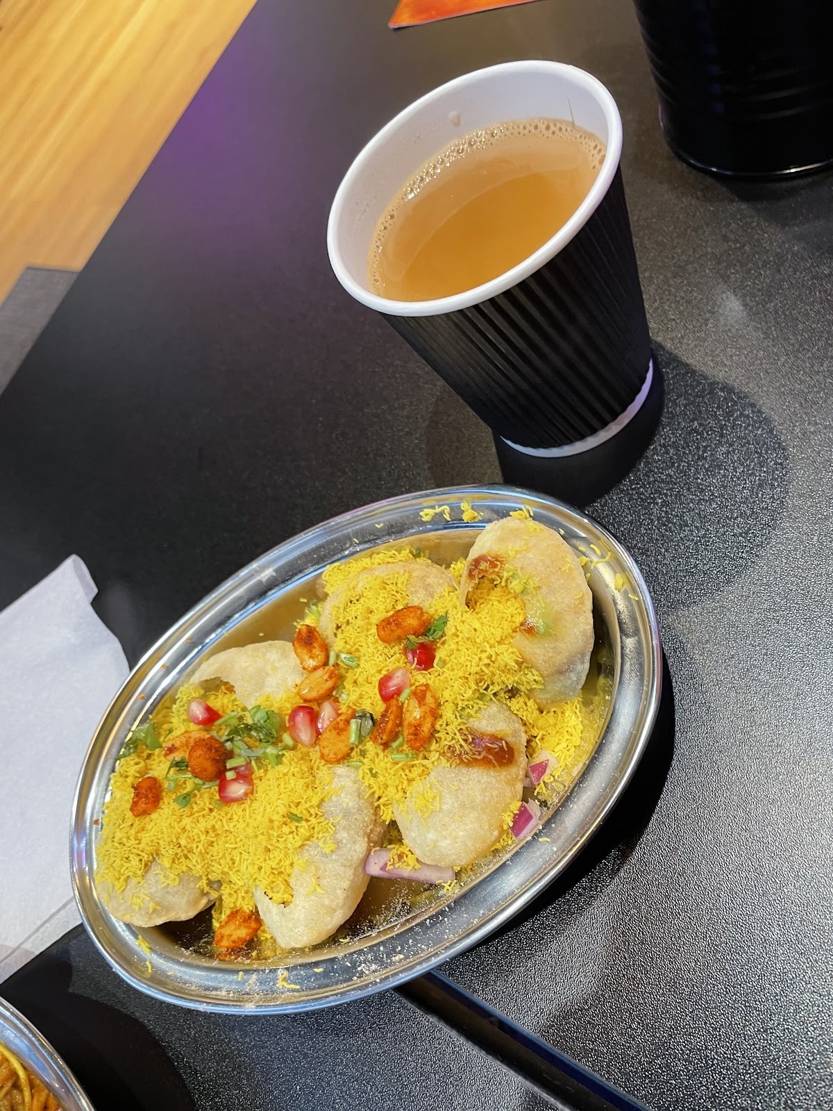 Shree Krishna Vada Pav (SKVP): food & drinks