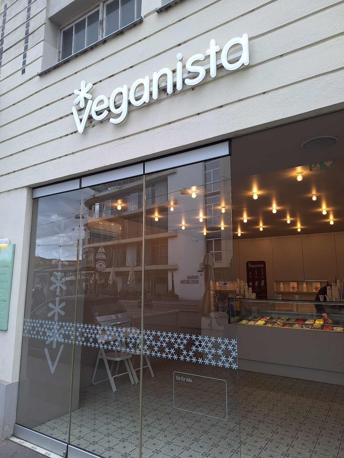 Veganista Ice Cream: the place
