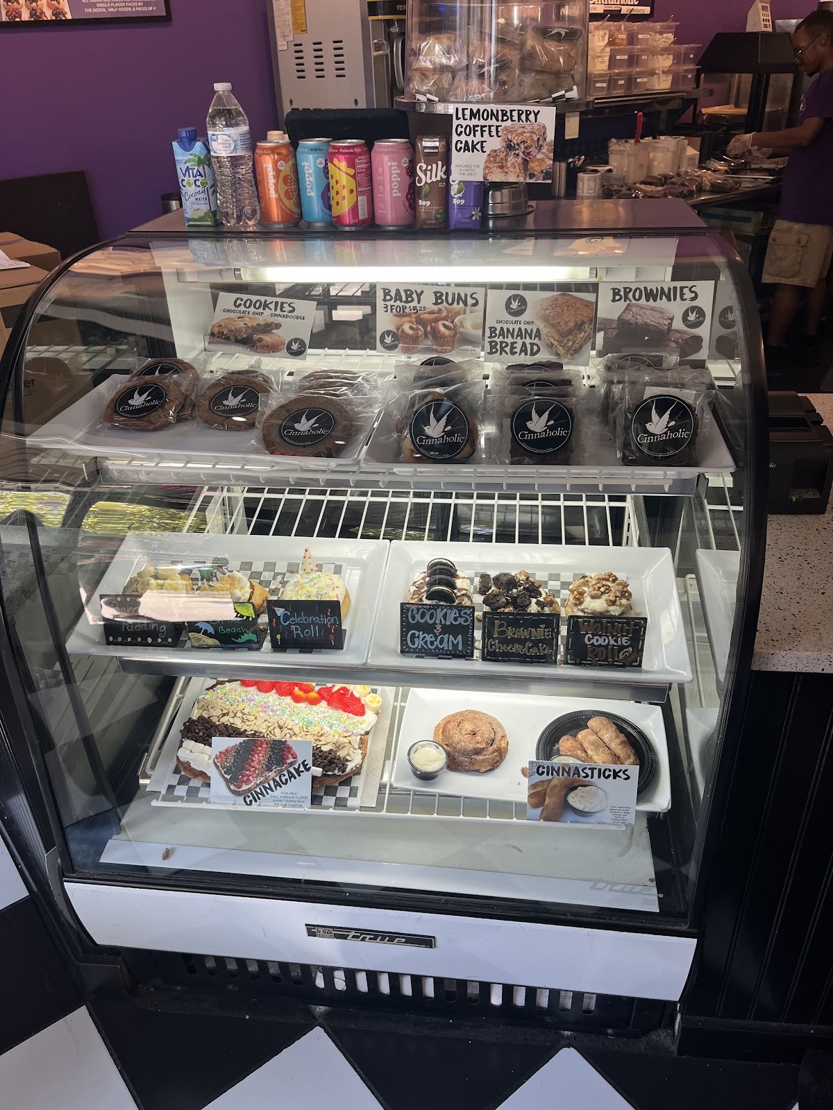 Cinnaholic: the place