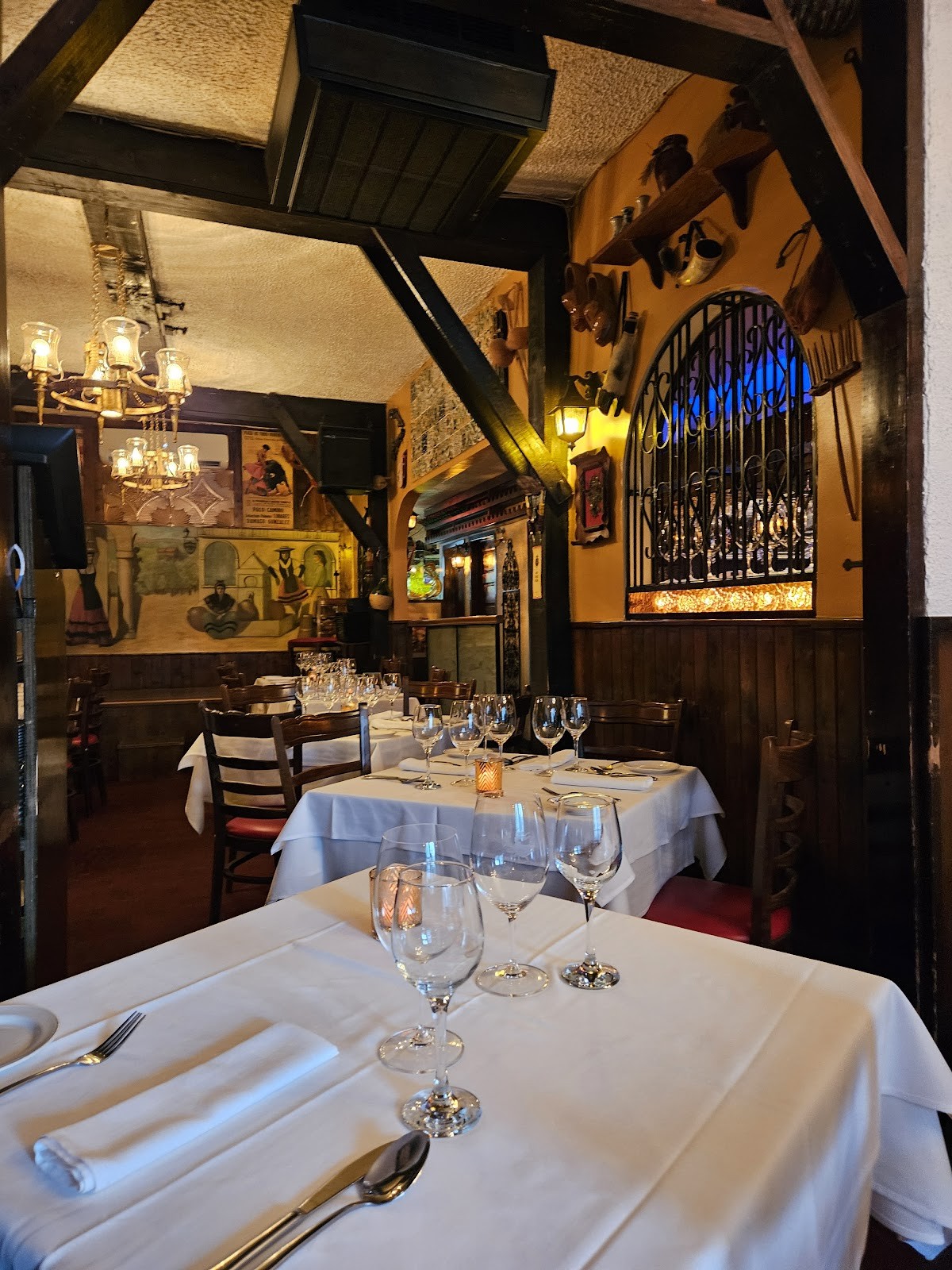 Casa Galicia: the place