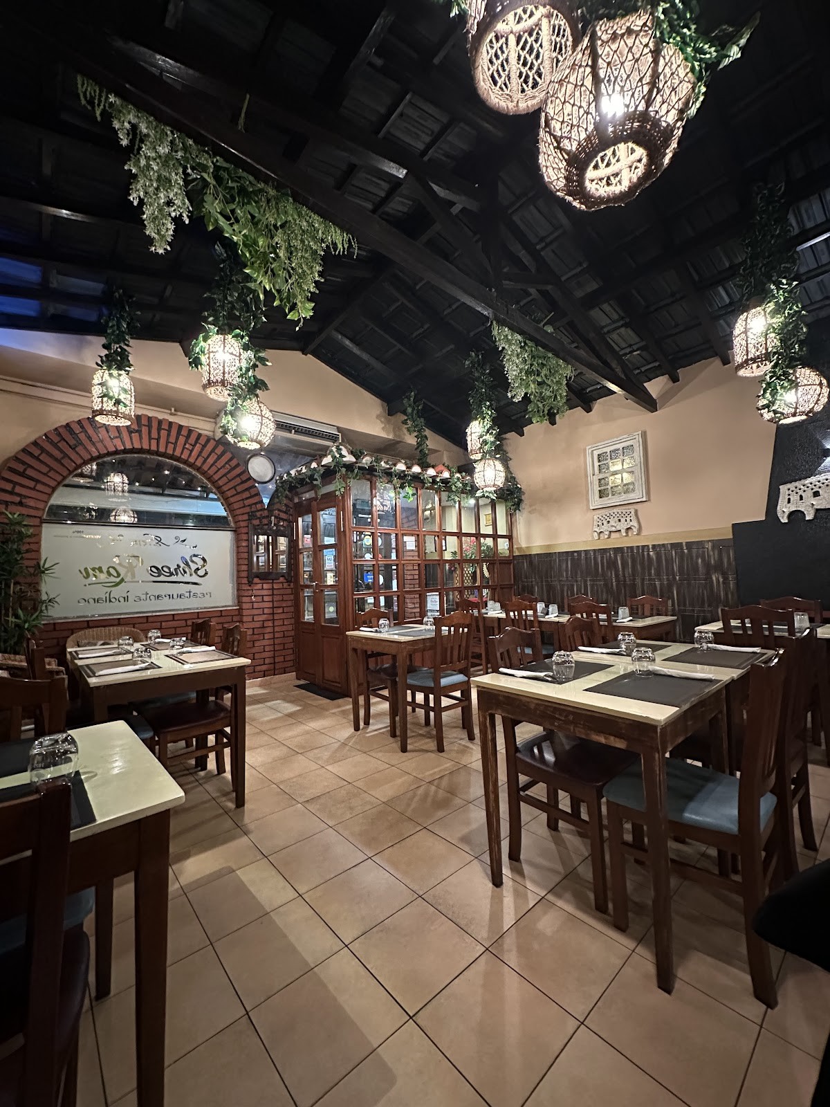 Shree Ram vegetarian Restaurant: the place