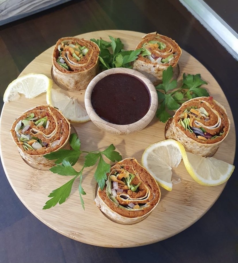 Veganland Cigköfte Köln Kalk: food & drinks